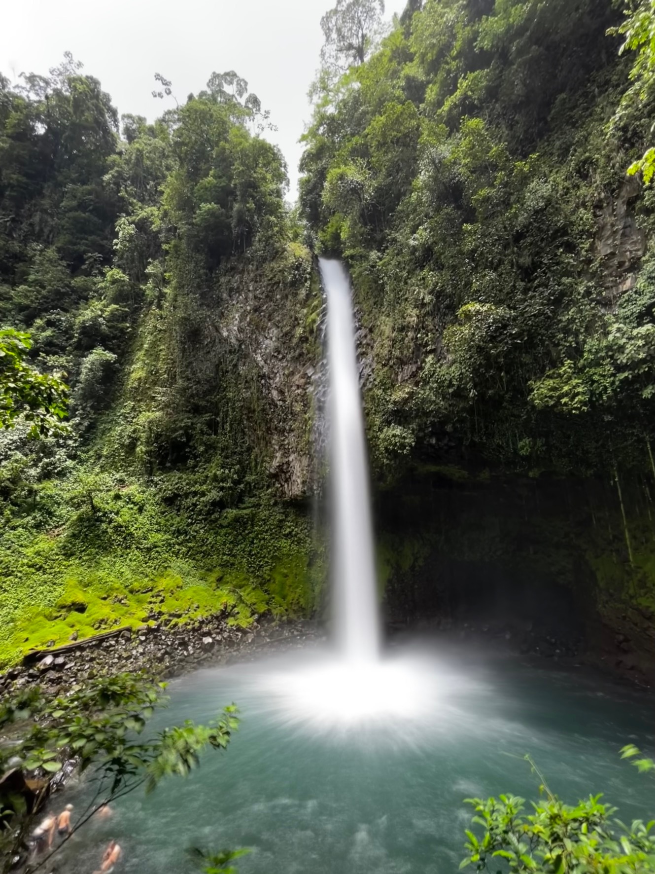 La Fortuna Waterfall is one of the best places in Costa Rica to travel!